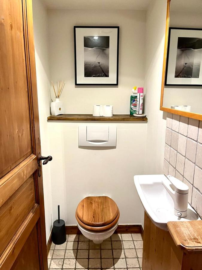 Chic And Cosy Apt With Balcony In 梅杰夫 外观 照片